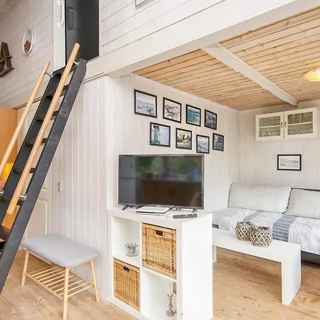 5 Person In Holiday home *